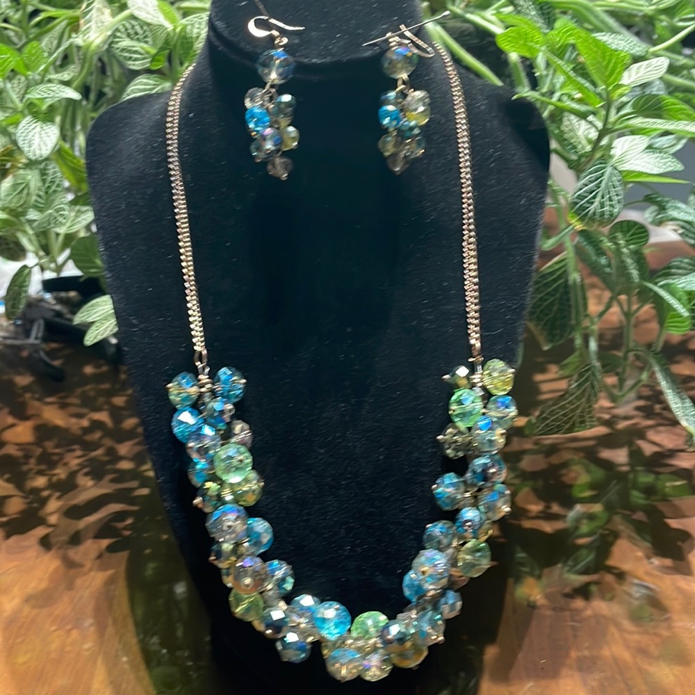Beautiful blue and green, iridescent beaded necklace and matching earrings.